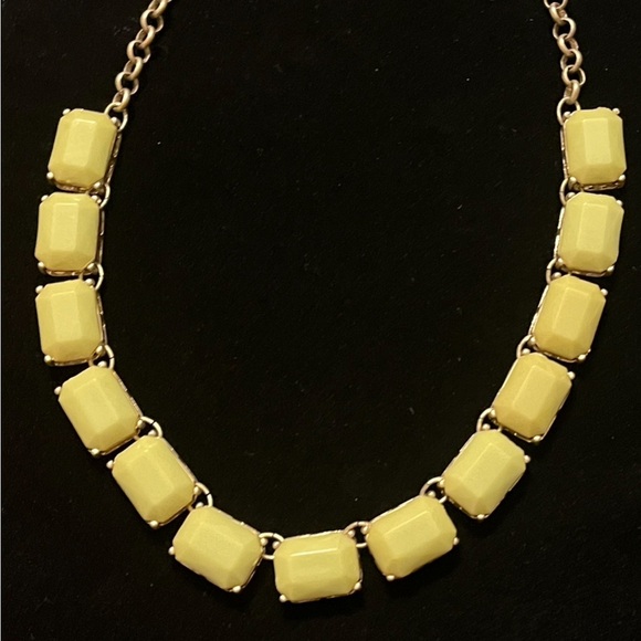 Yellow Beaded Necklace - Picture 8 of 16